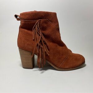 Toms Lunata Suede With Fringe Boot Shoes Size 6